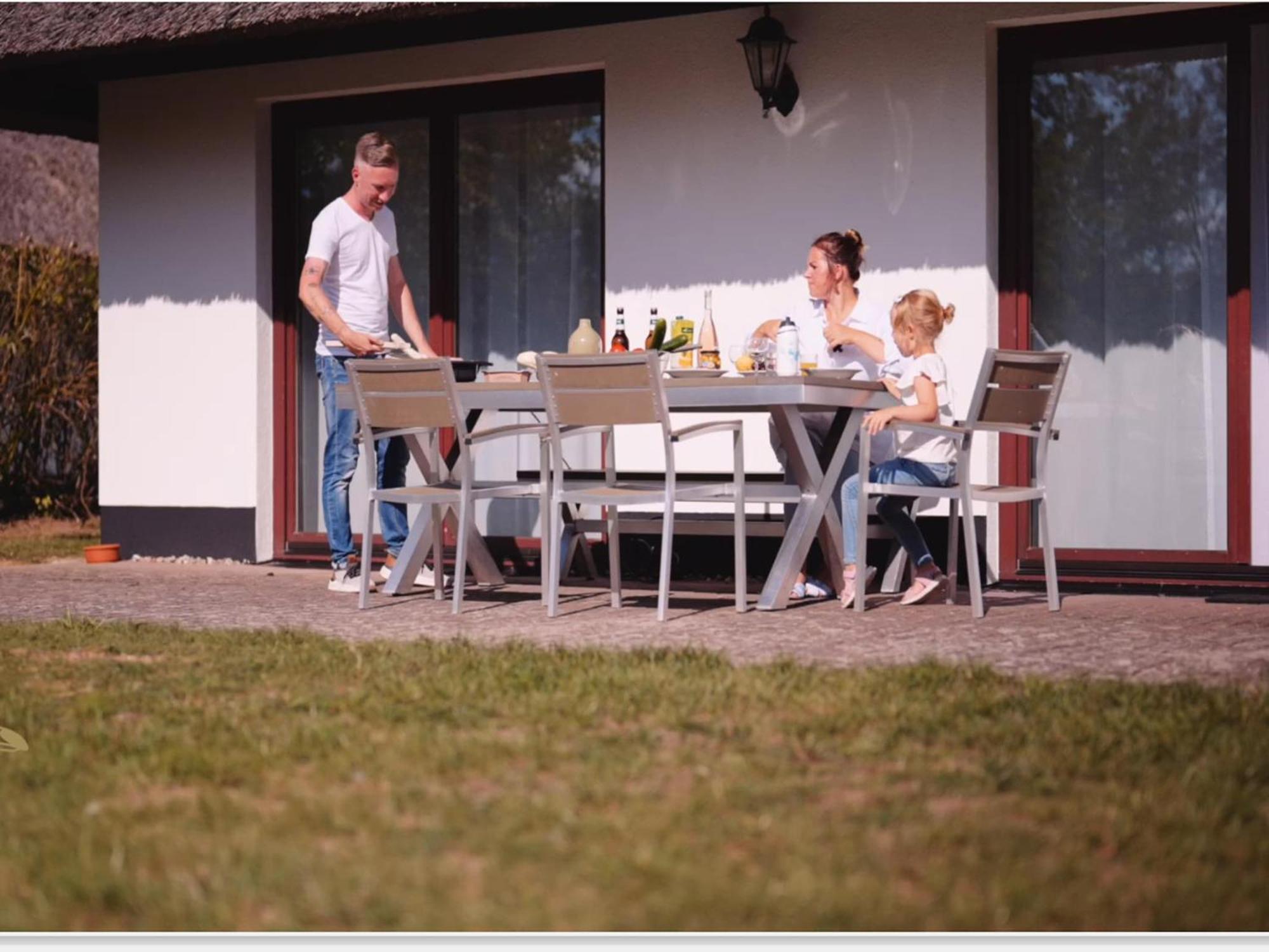 Holiday Resort Van Der Valk, Linstow Dobbin-Linstow Exteriör bild
