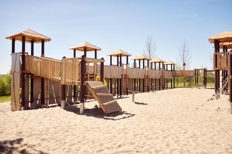 Holiday Resort Van Der Valk, Linstow Dobbin-Linstow Exteriör bild